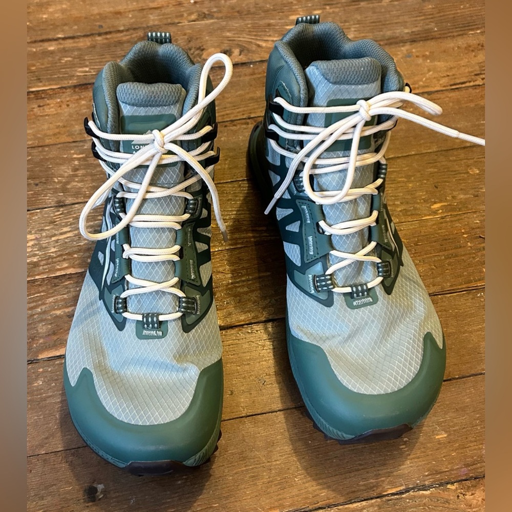 Altra Women’s Lone Peak All Weather Mid 2 Hiking Boot, Green, Excellent